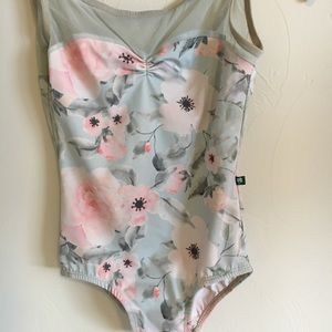 Luckyleo dancewear size Medium